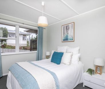 58 Catherine Crescent, Paparangi - Photo 6