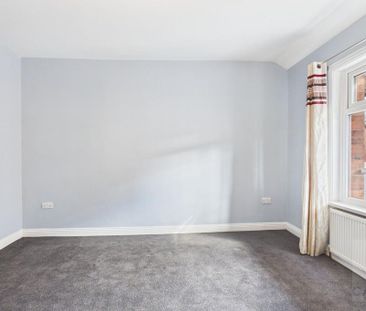 2 bedroom end of terrace house to rent - Photo 4