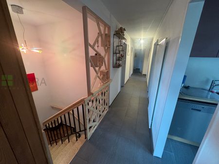 Beau 5 pièces avec terrasse et double garage - Foto 5