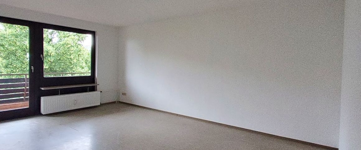 Attraktive 2-Zimmer-Wohnung mit Loggia// 3.OG rechts - Photo 1