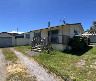 Spacious 3-Bedroom Home in a Prime Location - Photo 1