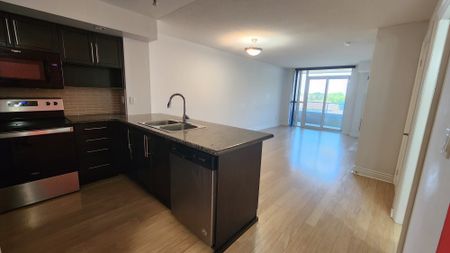 For Lease - 23 Cox Boulevard Unit# 880, Markham, Ontario - Photo 4