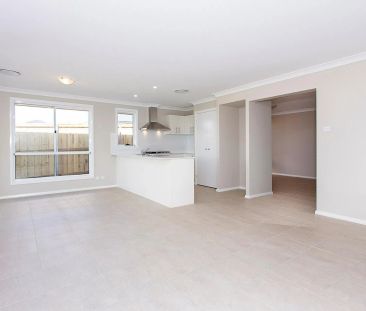 Brand New Family Home - Photo 2