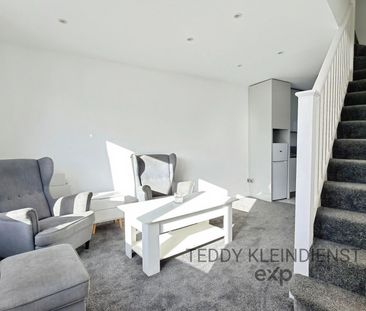 Bazalgette Gardens, New Malden, KT3 5HF - Photo 1