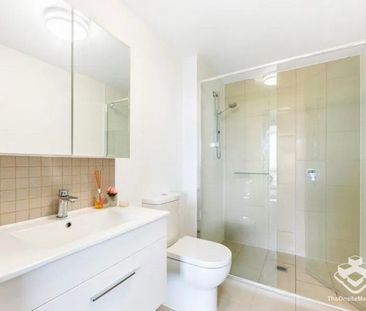 2 Bedroom at the Highly Sought After Varsity Waters Apartments! - Photo 2