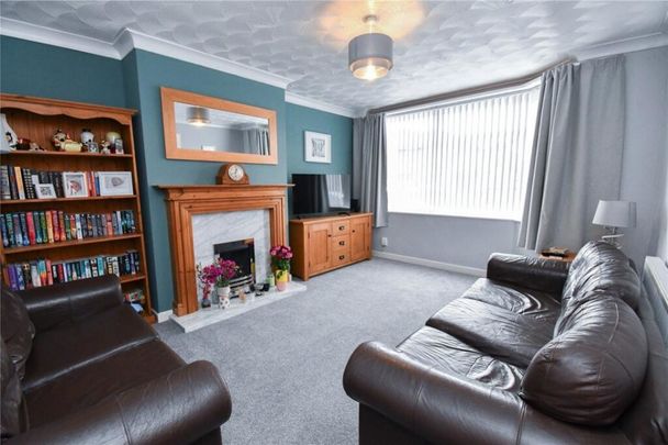 3 bedroom Property to rent - Photo 1