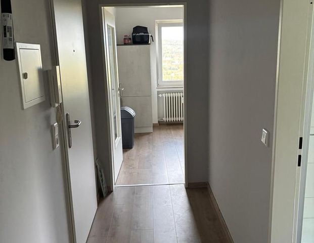 Gemütliche Dachgeschosswohnung inkl. Einbauküche - Foto 1