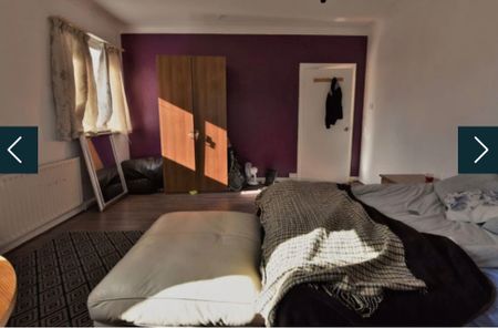 6 Bed - Haddon Hall, Bankfield Road, Burley, Leeds - LS4 2JT - Student - Photo 3