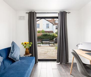 2 bed flat to rent in Brynland Avenue, Bristol, BS7 - Photo 1