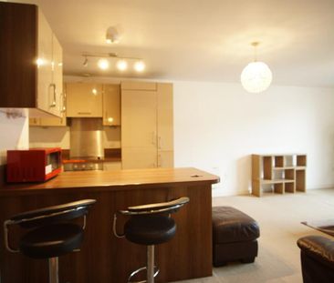 2 bedroom flat to rent - Photo 6