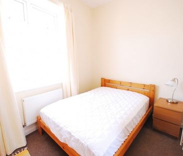 3 Bed - Doncaster Road, Sandyford - Photo 5