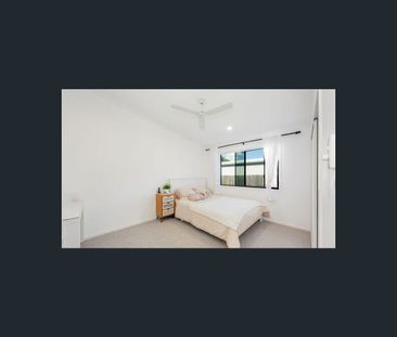 3 Avalon Street, Burnett Heads, Qld 4670 - Photo 2