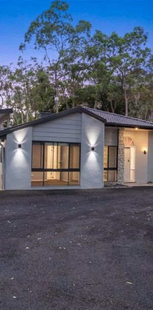 Luxury Acreage Living - Photo 1