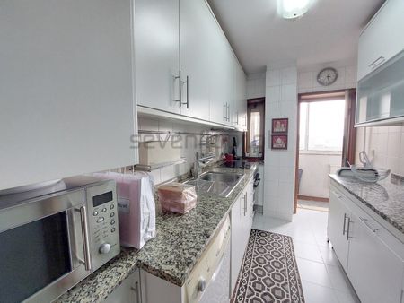 Apartamento T1+1 em Porto - Photo 2