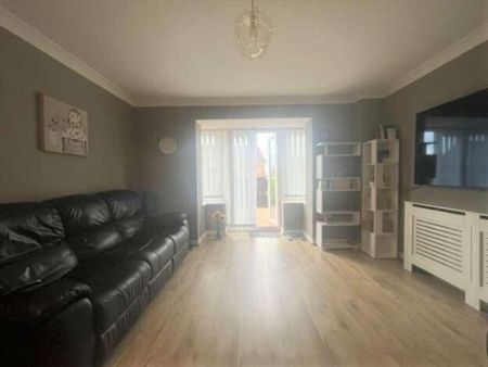 Ynys Bery Close, Caerphilly, CF83 - Photo 2