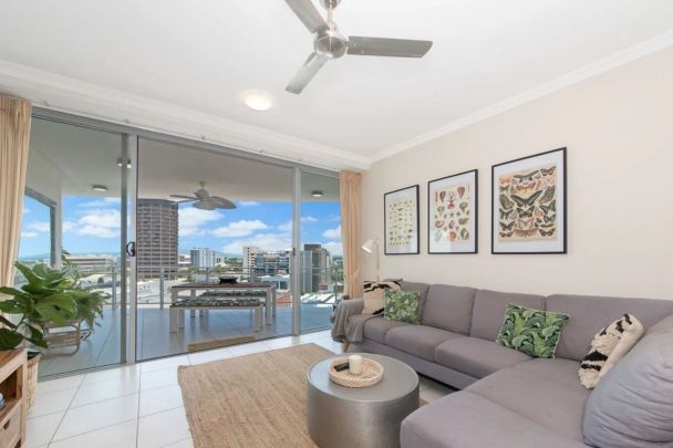 Stunning Unit in Townsville's CBD - Photo 1