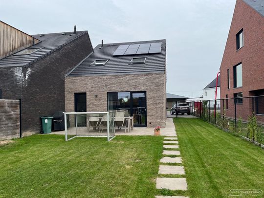 Halfopen nieuwbouwwoning te huur in Oudenaarde met zuidgerichte tuin - Photo 1