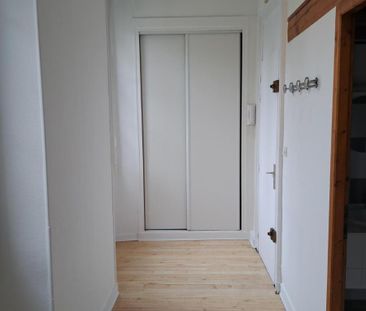 Location Appartement 1 pièce 36m² BORDEAUX 33000 - Photo 4