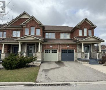 140 DUNCAN LANE — 3 Bedroom - Photo 1