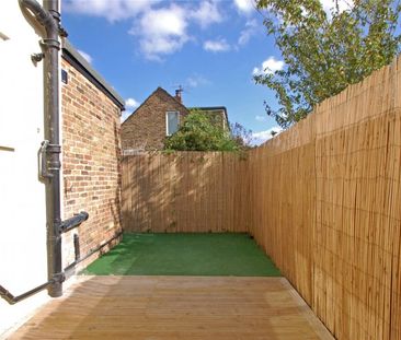 Florabella Villas, Back Lane, Chalfont St. Giles,HP8 - Photo 4