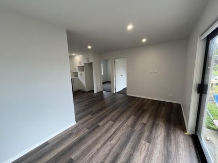 Modern, Fully Renovated Two-Bedroom Unit in ... - Photo 3