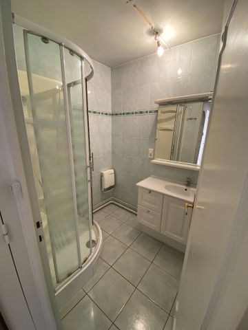 Location Appartement 3 pièces 57m² - Photo 4