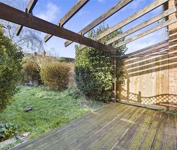 3 bedroom terraced house to rent - Photo 4