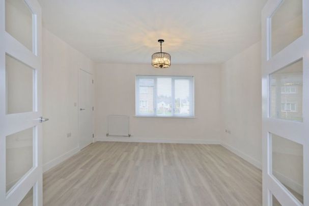 11 Hazlewood Wynd, AB15 8UU, Aberdeen - Photo 1