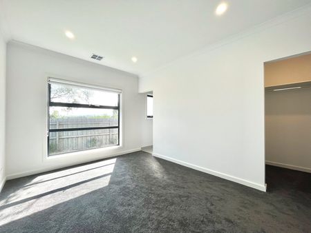 Stylish & Spacious Brand-New Three-Bedroom Home in a Prime Location - Photo 4