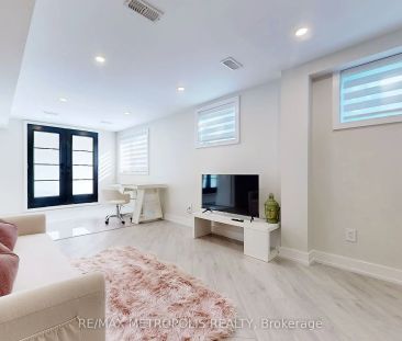 640 Lansdowne Drive #Lower - Photo 3