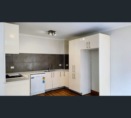 1/618-620 Sydney Road, Coburg, Vic 3058 - Photo 1