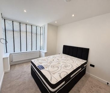 5 bedroom semi-detached house to rent - Photo 1