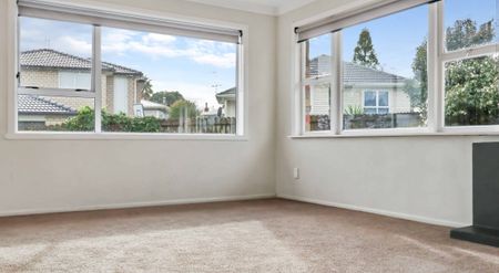 Manurewa living! - Photo 2