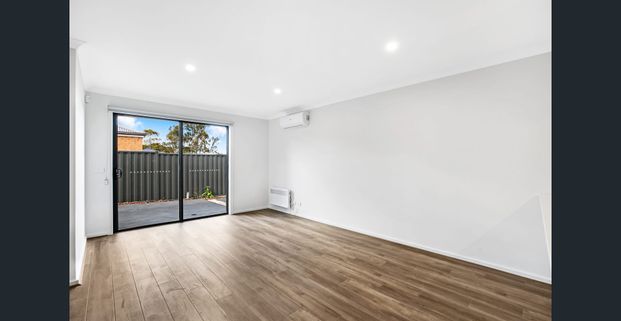 Modern Comfort & Space in Sunbury - Photo 1