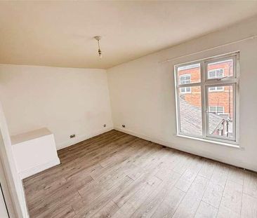 Kettering Road, Northampton, Northamptonshire, NN1 - Photo 5