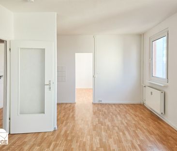 Helle 2-Raum-Wohnung über den Dächern der Stadt – citynah & sofort ... - Photo 2