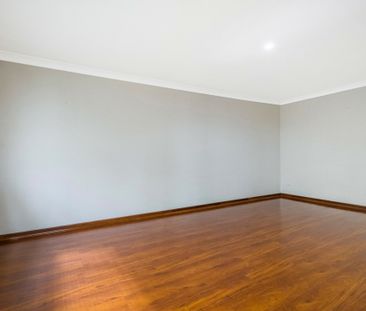 Charming Stirling Duplex Awaits You! - Photo 4