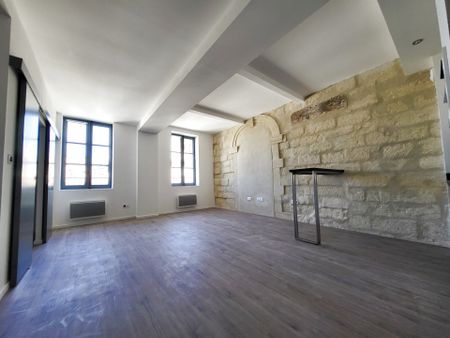Location Appartement 2 pièces 46m² SOMMIERES 30250 - Photo 3