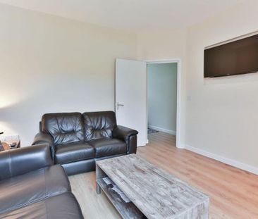 5 bedroom terraced house to rent - Photo 1
