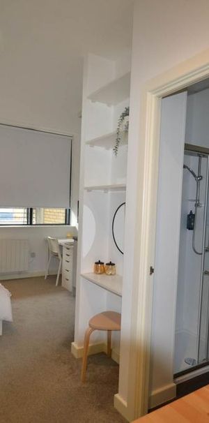 Studio to rent - Photo 1