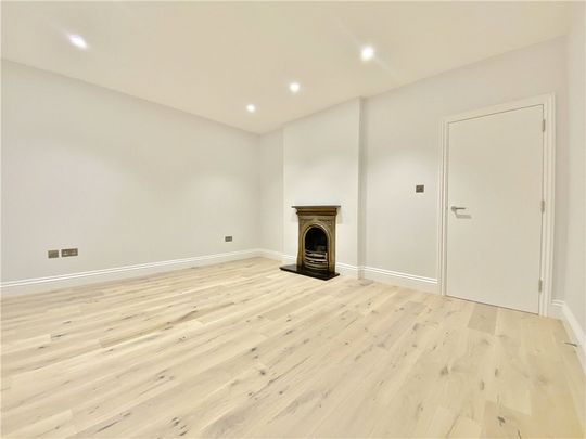 Church Street, Twickenham, TW1 3NR - Photo 1