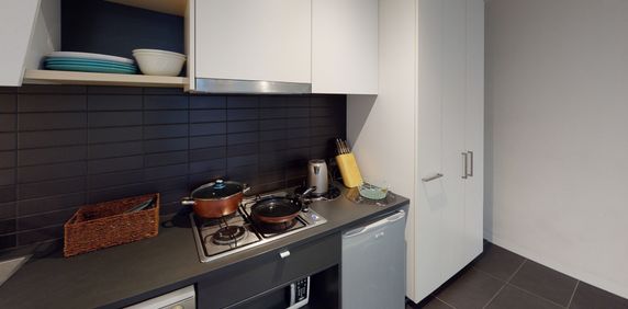 North Melbourne | Student Living on Villiers | 1 Bedroom Large (Air-Conditioned) - Photo 2