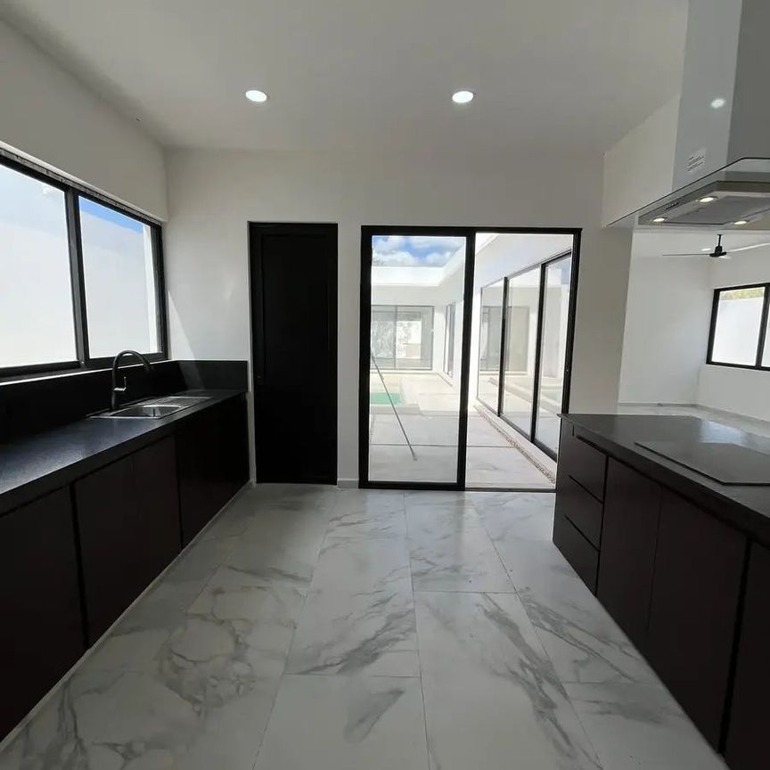 CASA EN RENTA DE UN PISO EN PRIVADA - Photo 1