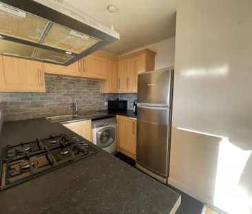 2 Bedroom Property To Rent - Photo 4