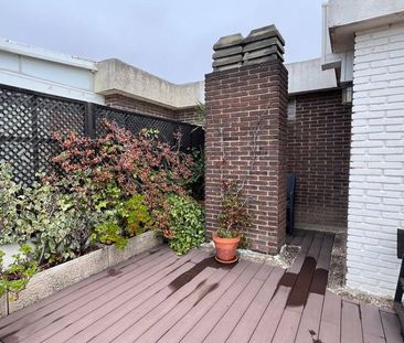 2 room luxury penthouse for rent in Madrid, Spain - Photo 5