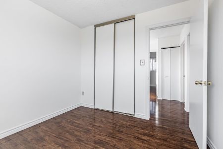 For Lease - 2329 Greenbank Trail Unit# Main, Burlington, Ontario - Photo 3