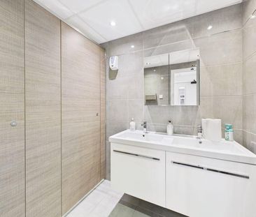 Property to rent - Photo 2