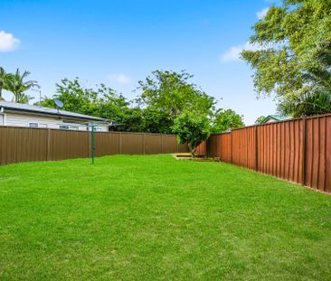 THREE BEDROOM FAMILY HOME - Photo 6