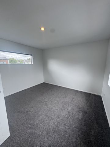 Renovated in the heart of Henderson - Photo 5