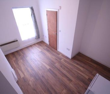 House share to rent - Photo 1